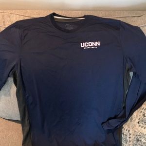 UConn Nike Drifit long sleeve workout shirt